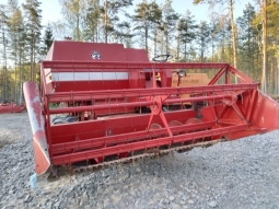 Комбайн Massey Ferguson 187 Комбайн Massey Ferguson 187